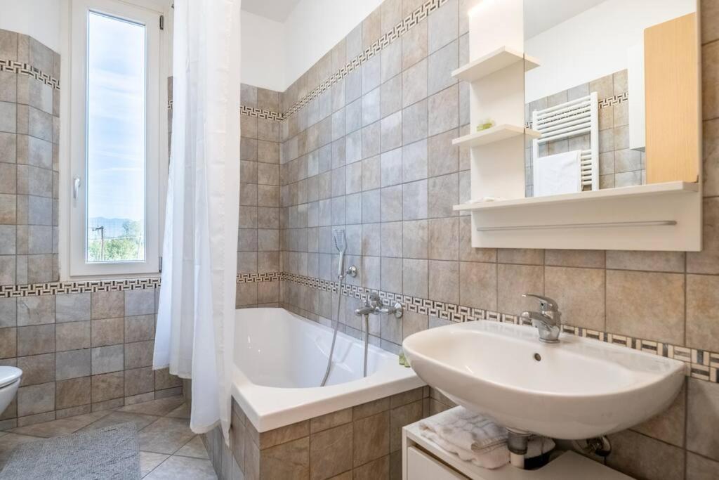 -Villa Emily- Parking, Garden & Wi-Fi Pisa Kültér fotó